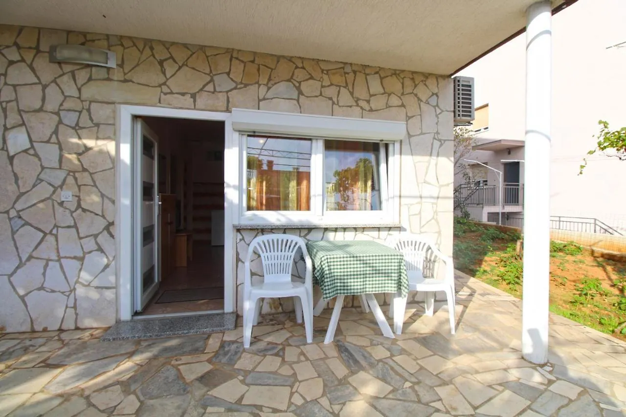 Apartments Valerija 847 Pula Croatia