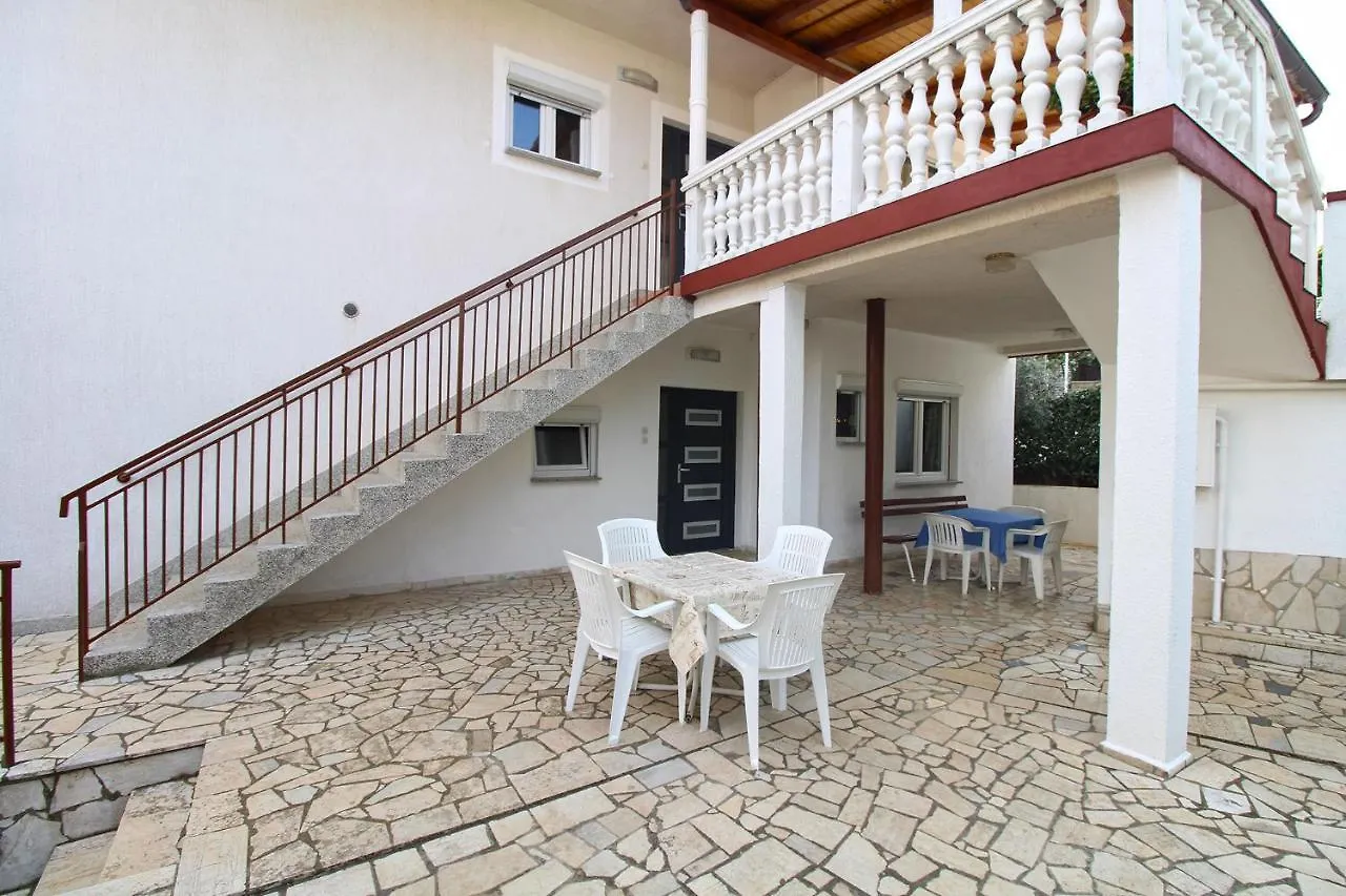 Apartments Valerija 847 Pula Croatia