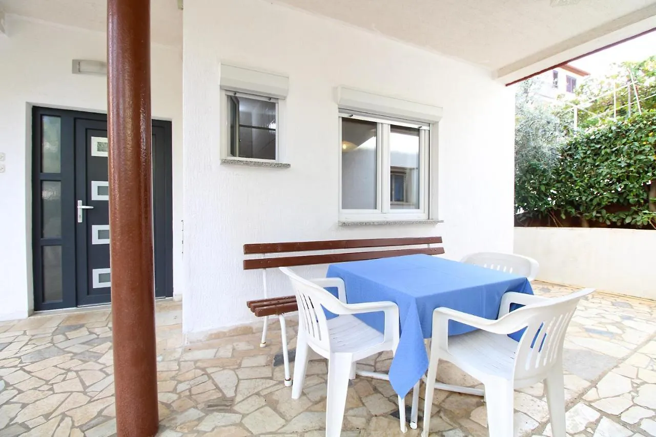 Apartments Valerija 847 Pula Croatia