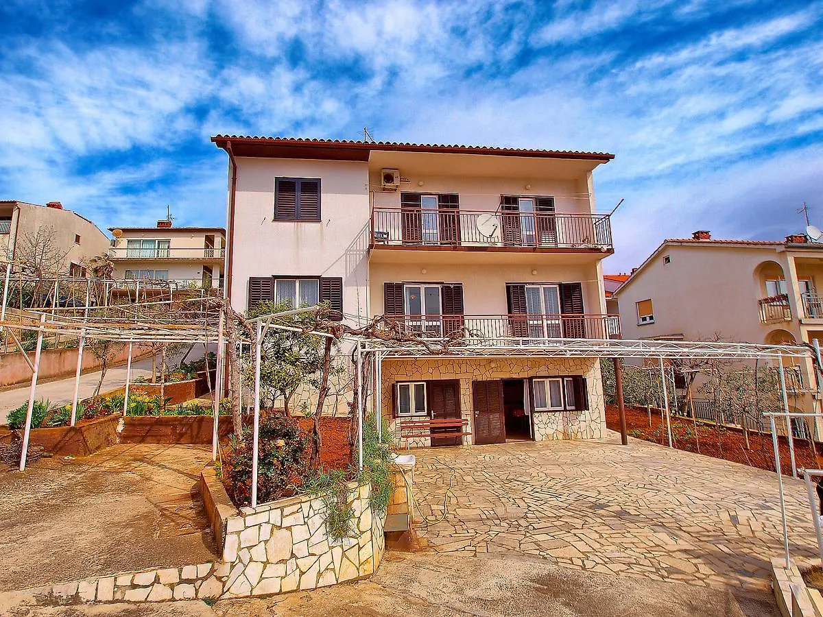 Apartments Valerija 847 Pula 0*,